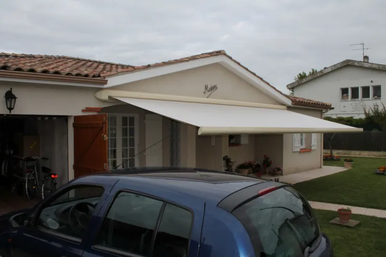 Rénovation de stores de maison à Sainte-Livrade-sur-Lot, Sainte-Livrade-sur-Lot, NOMAT ECOFERM